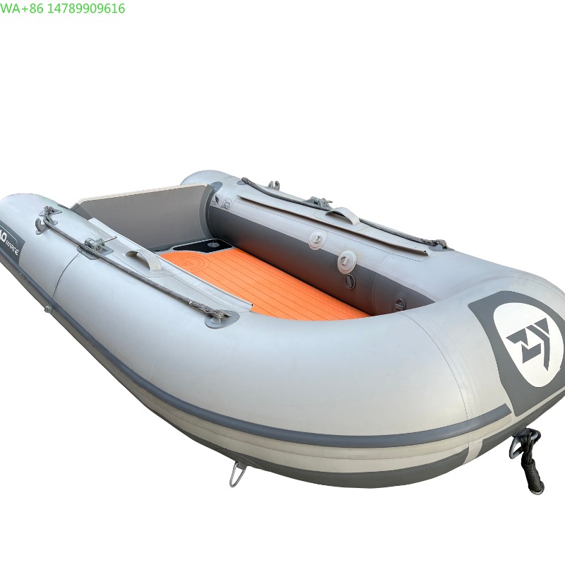 Fishing Kayak Inflatable - 中国製耐久性のあるPVCインフレータブルアルミフロアフィッシングボート5人乗りシットオントップ式湖川用ローイングカヤック屋外使用可能